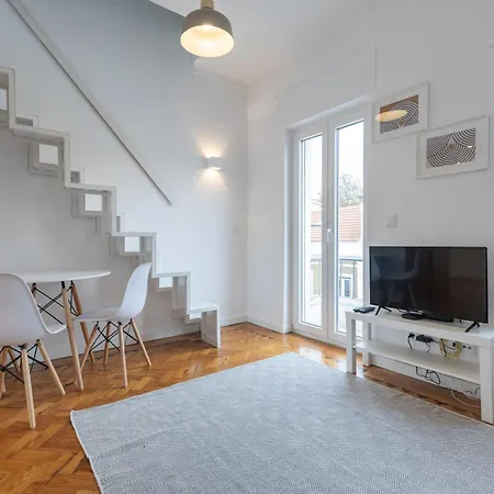 Daire Gervasio Lobato